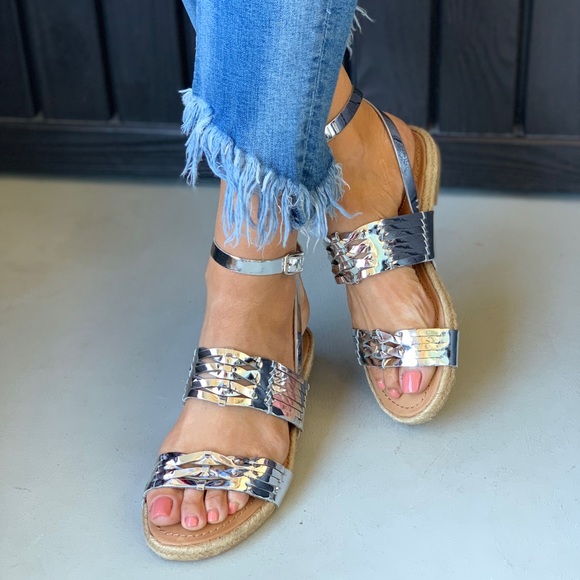 Metallic Fisherman Woven Espadrille HuaracheSandal - Picture 2 of 5